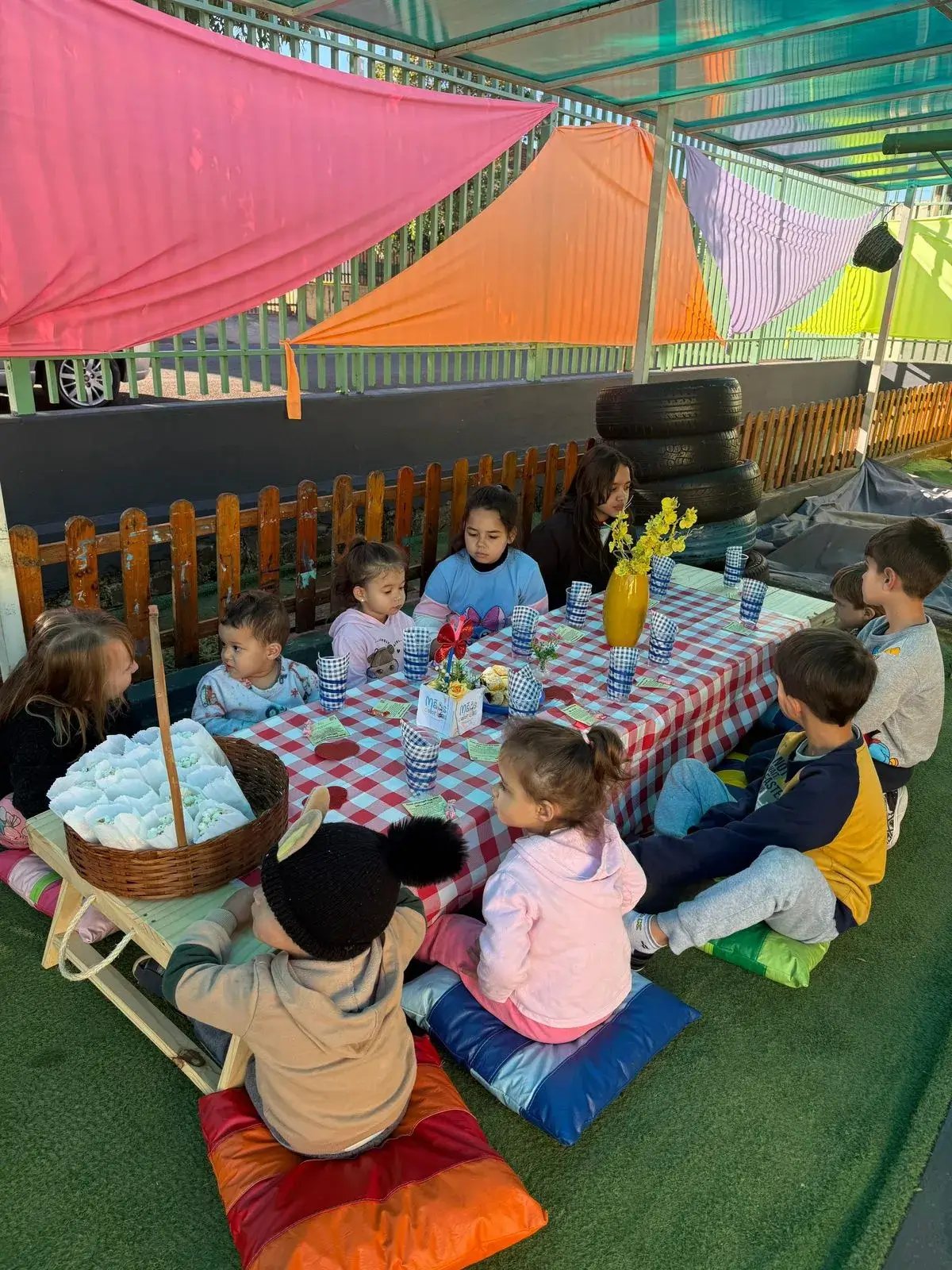 Atividades no Quintal Mãos Coloridas 3